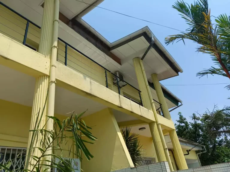 Hôtel à vendre situé à la Peyrie Libreville